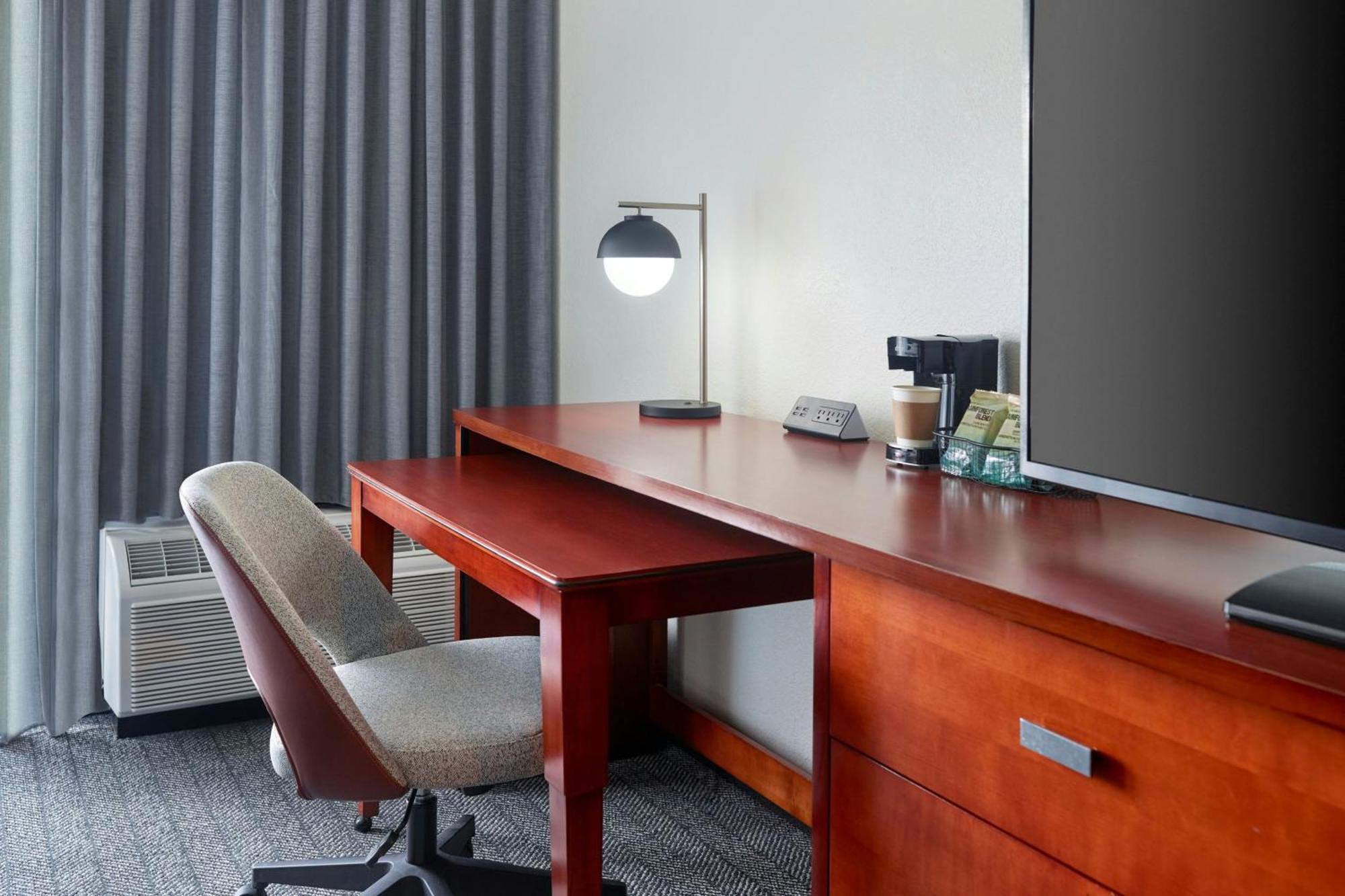 Courtyard By Marriott Fort Lauderdale City Of Plantation Exterior photo